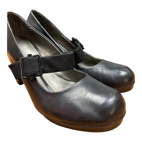 Kenneth Cole Reaction heels - Picture 4 of 7